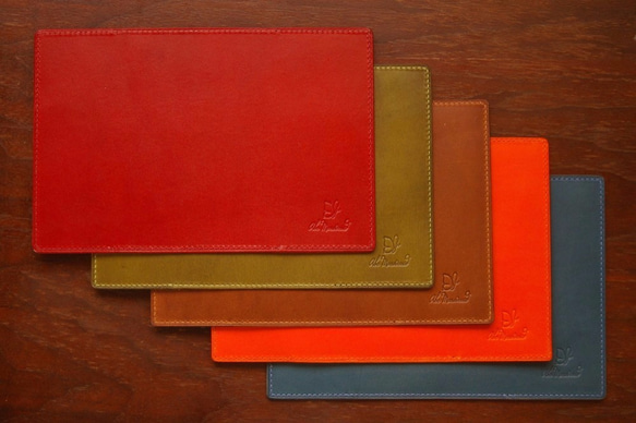 手縫いの文庫用ブックカバー（革色：オレンジ）【受注制作】【送料込み】 3枚目の画像