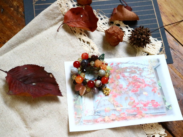 福壽森林小松鼠故事 * 花圈胸針動物生物松鼠花玫瑰葉堅果橡子天然石材半寶石 第9張的照片