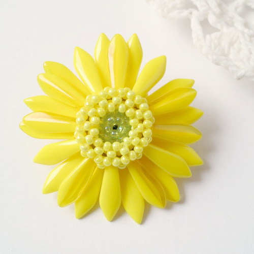 フラワー　花　ブローチ　ゴールド 178610746_o4.jpg?