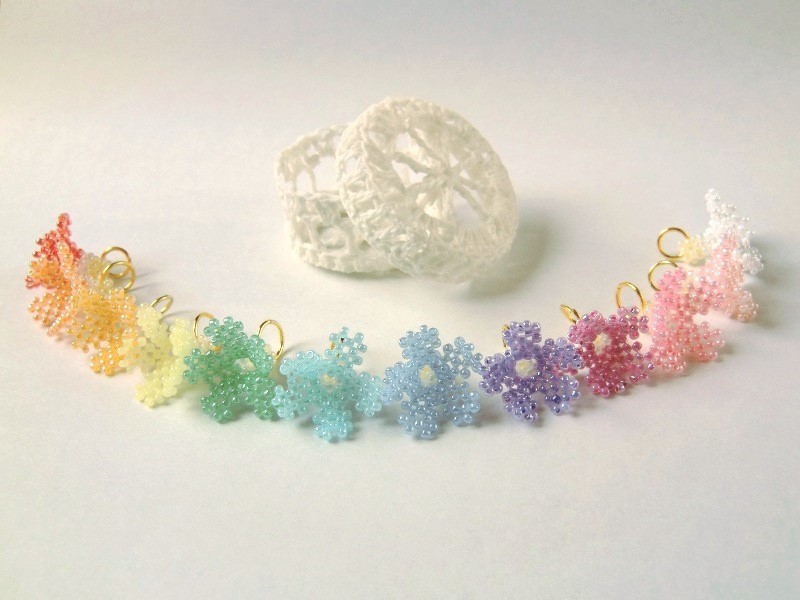 妖精の帽子　12色セット＊繊細 レース 華やか 清楚 上品 かわいい 可憐 花 フラワー 桜草 虹 カラフル ネックレス