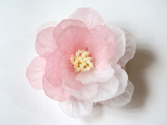 醉同盟玫瑰胸花*大花花朵胸針粉白白光華麗雍容優雅優雅可愛整潔 第2張的照片