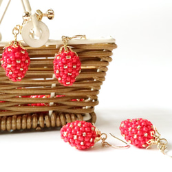 草莓耳環Sawayaka草莓草莓草莓野草莓迷你小號小紅紅可愛 第3張的照片