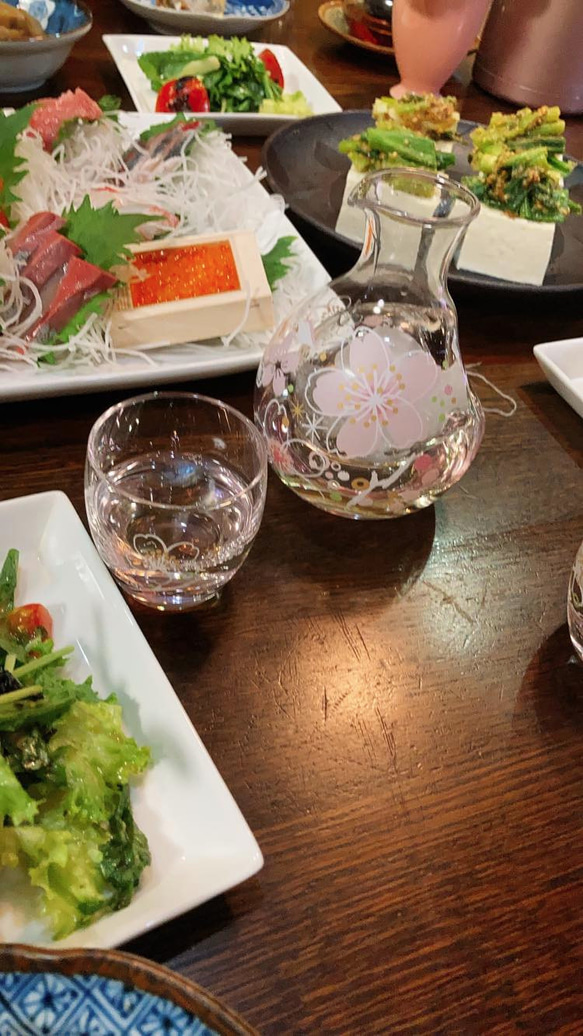 ギフト対応○うすさくら／カラフェ+ぐい飲みグラス2個ちょい飲みセット　 1枚目の画像