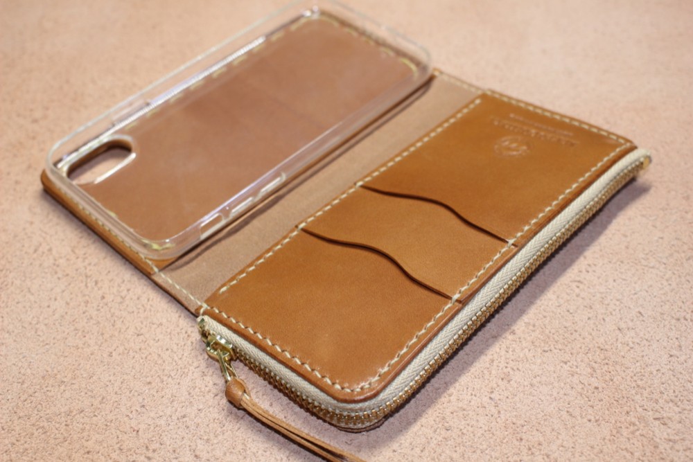 iPhoneX/Xs/12/11pro・手帳型スマホケース・栃木レザー社製牛革・バケッタ・サドル/キャメル 総手縫い製作