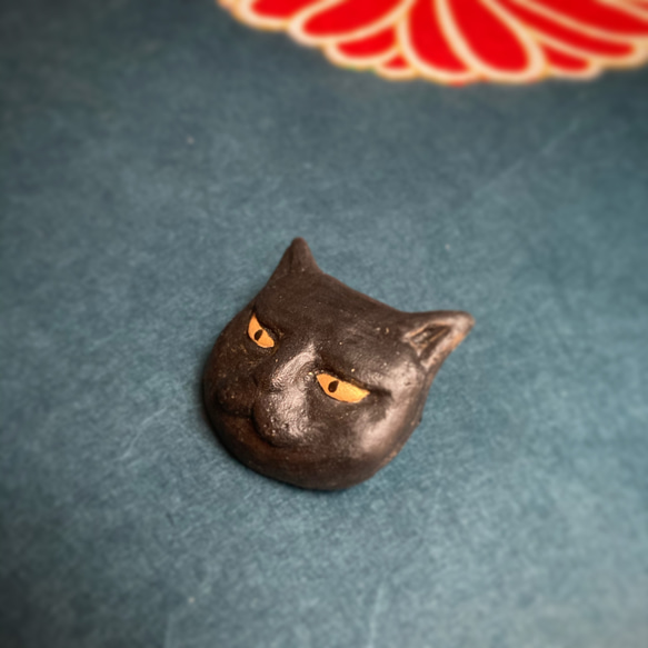 黒猫ブローチ　陶土 2枚目の画像