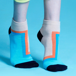 棉襪－女生襪子－簡約襪子－短襪 第1張的照片