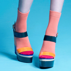 棉襪－女生襪子－簡約襪子－粉紅色短襪 第1張的照片