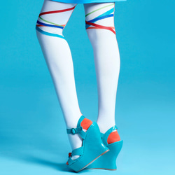 棉襪－女生襪子－簡約襪子－彩色條紋長襪 第4張的照片