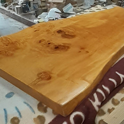 栃　トチ　一枚板　ダイニングテーブル　テーブル 2枚目の画像