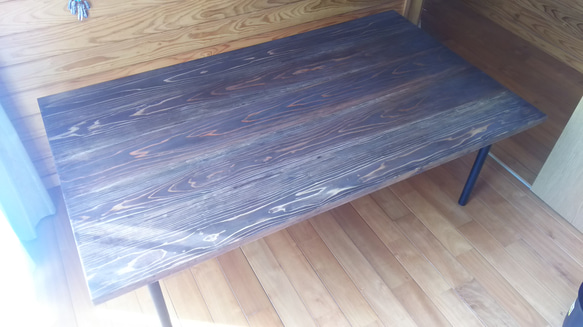 天然無垢材 テーブル アンティーク風 1枚目の画像