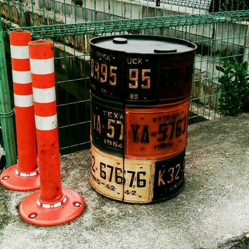 Old アメリカンstyle/ シャビーエンボス加工/ number plate ドラム缶