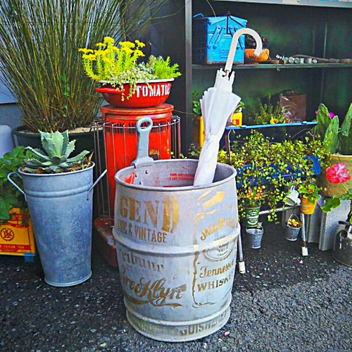 螺旋スタンド型プランターカバー