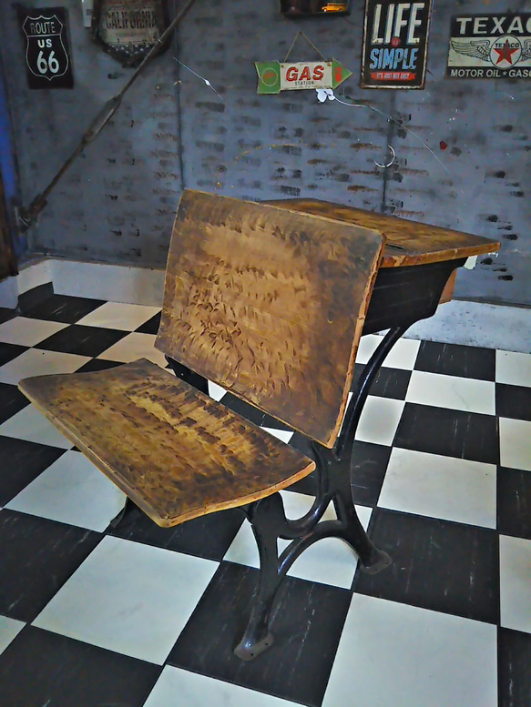 アメリカンヴィンテージ/ 1910's スクールデスク&チェア/ カスタム レストア品/ #店舗什器 #ウッド 椅子 1枚目の画像