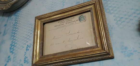 Antique PARIS Enveloppe/
ロイヤルサロン/
ブロカント フォトフレーム/
#店舗什器 
#アンテ 1枚目の画像