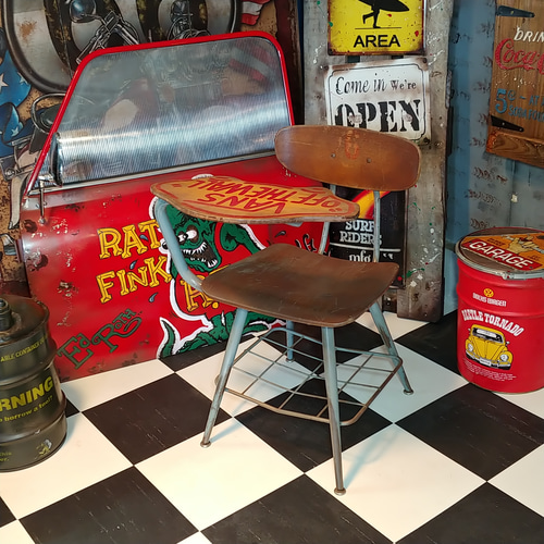 アメリカンヴィンテージ アメリカン スクールデスク（改） Vans アメリカンヴィンテージ アメリカン スクールデスク（改） サイド