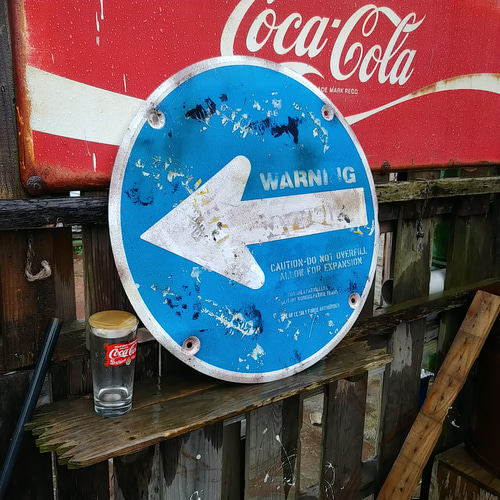 Coca-Cola 金属製　サイン　看板　ディスプレイ　直径約60センチ Coca-Cola 金属製サイン看板ディスプレイ直径約60センチ