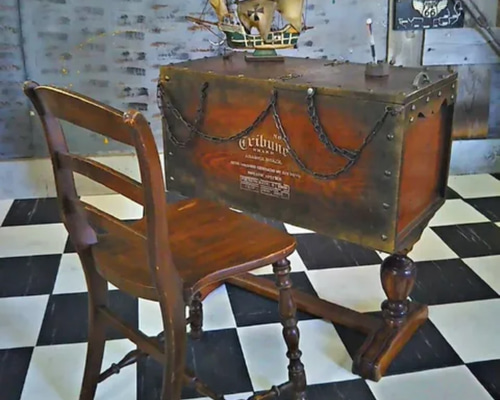 アメリカン ヴィンテージ/ ウッド スツール（チェア） アンティーク