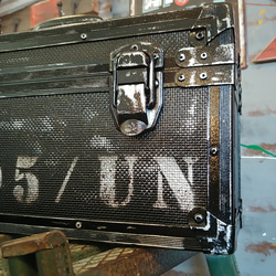 アメリカンStyle "hard-shell suitcase"（3） インダストリアル ジェラルミンケース（改） 精密 5枚目の画像