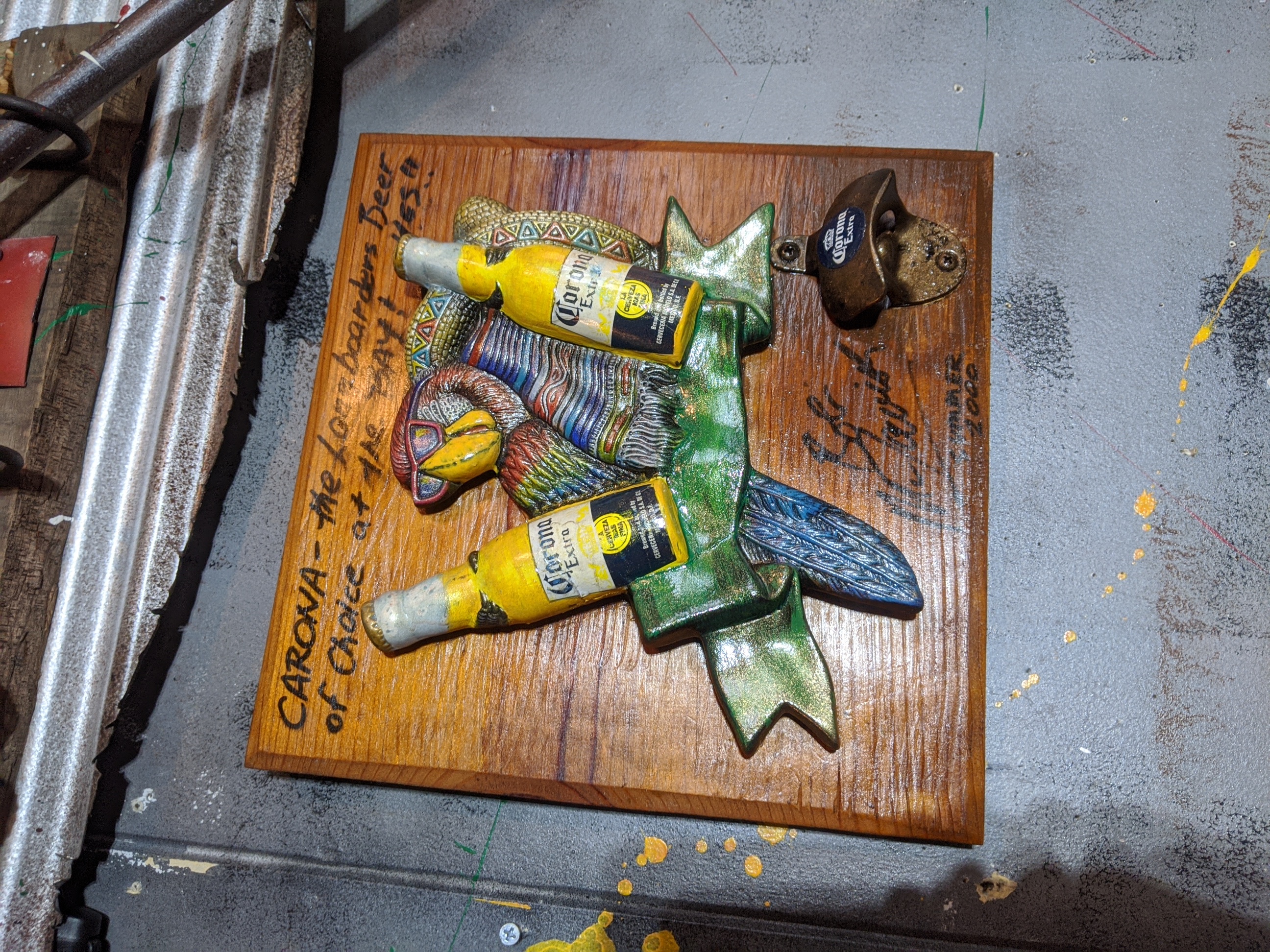 コロナビール　非売品ディスプレイ