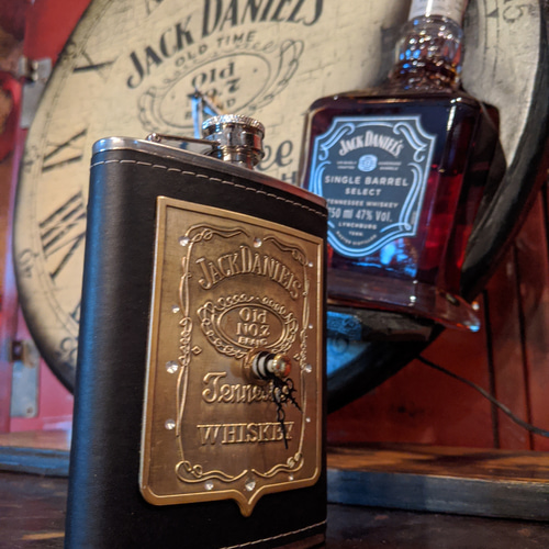 楽天市場】アメリカン 樽底壁掛け看板 JACK DANIELS 樹脂