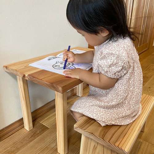 ハンドメイド】木製無垢材子ども机・椅子