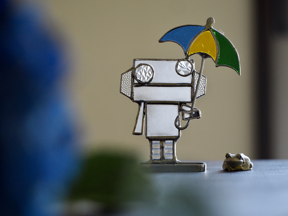 ロボット「umbrella」ステンドグラス オブジェ 置物 2枚目の画像