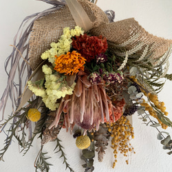 ドライフラワー⋆*❁*アンティークな感じのスワッグ ドライフラワー は