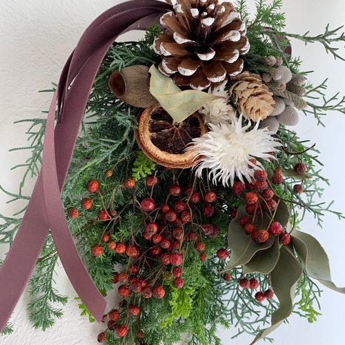 野ばらの実とヒバのクリスマススワッグ スワッグ はないろ工房blossom