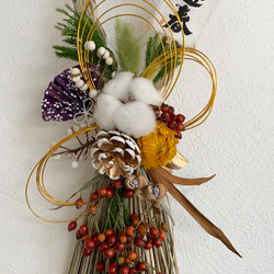 ドライフラワー✩.*˚正月のしめ縄飾り コットンと野ばらの実 しめ縄