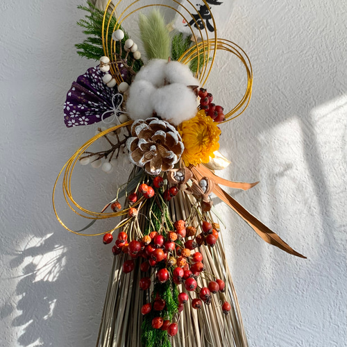 専用✨迎春2022✨正月飾り コットン  (ドライ) ドライフラワー✩.*˚正月のしめ縄飾り コットンと野ばらの実 しめ縄