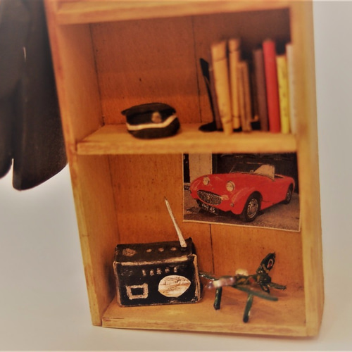 ミニチュア本棚 レトロ木製家具 学ラン 置物 ドールハウス用 その他