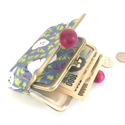 ［再販］コロコロ木の玉♪親子がま口のお財布（シマエナガ×赤紫玉） 2枚目の画像