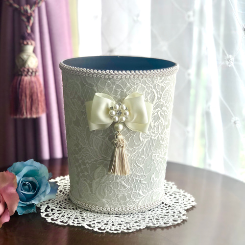 ダストボックス ホワイト シリーズ バラのレース風模様 ラベルピエス