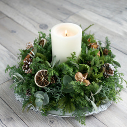 【クリスマス・3点セット】キャンドル・生花リース・プレートのセット／自然の香りと灯りに癒されて／ドライになるよ～ 4枚目の画像