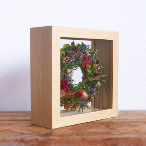 森からの贈り物☆クリスマスリースinフレーム☆プリザーブド・ドライ