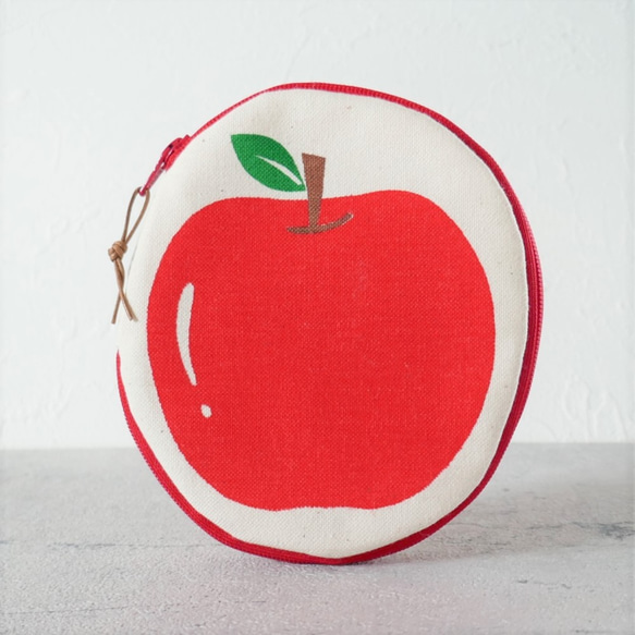 りんごのポーチ 1枚目の画像