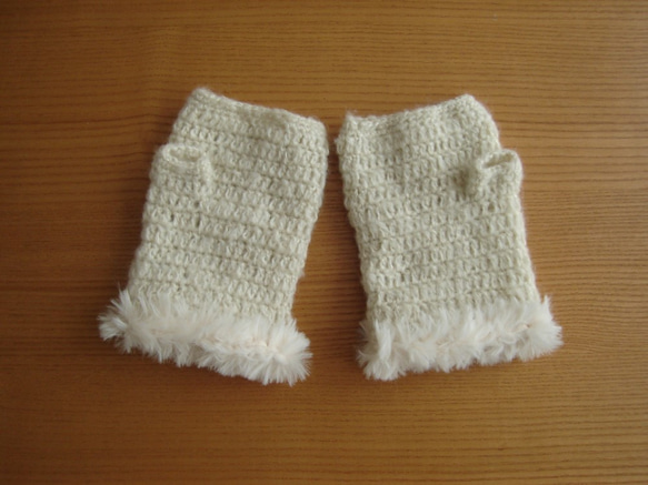 ハンドウォーマー毛糸の指なし手袋・かわいい・寒さ予防・おしゃれ・1点物 2枚目の画像