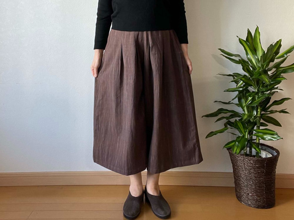 手織り綿で仕立てたワイドパンツ キュロットスカート コットン100% フリーサイズ 1枚目の画像