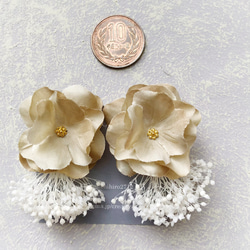 淡褐色淡褐色乾燥花花朵耳環/耳環 第7張的照片