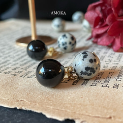 Dalmatian jasper &  Black onyx ピアス 2枚目の画像