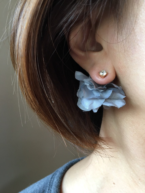 Salvia藍色花朵耳環 第3張的照片