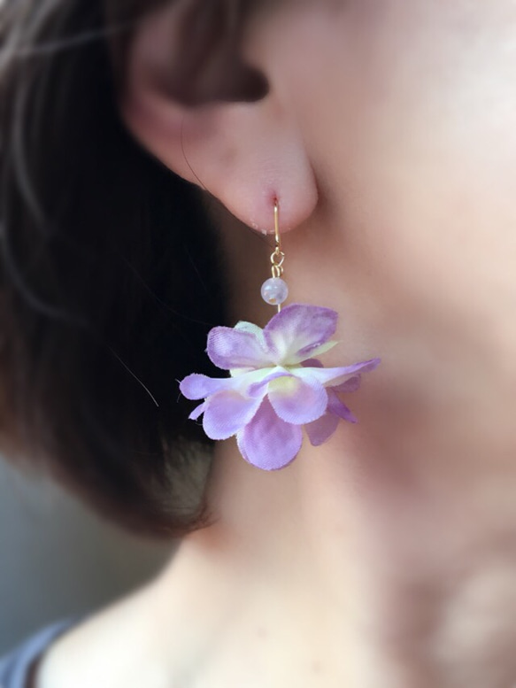 玫瑰石英和繡球花耳環/耳環 第2張的照片