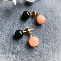 orange moon stone &black onyx    ピアス 3枚目の画像