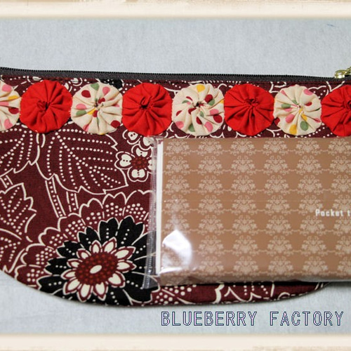 ヨーヨーキルトファスナー「和」ポーチ 「エンジ菊」 ポーチ
