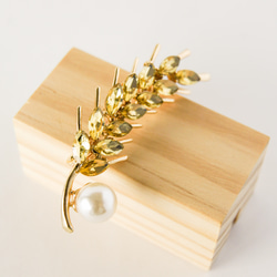 『収穫のシーズン- ゴールドの麦穂のブローチ』 4枚目の画像
