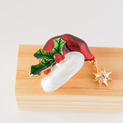 『メリークリスマス・サンタさんの帽子のブローチ』 3枚目の画像