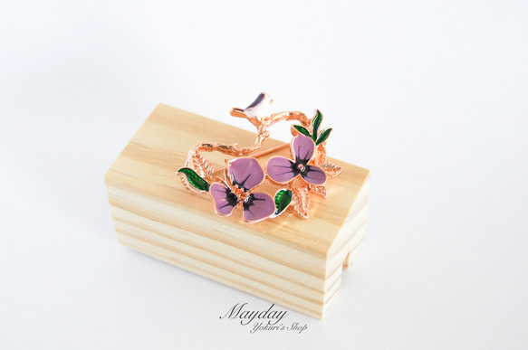 『優雅なブローチシリーズ　鳥とお花のブローチ』 5枚目の画像