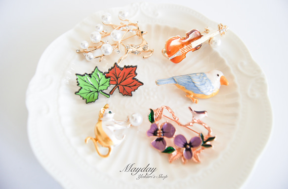 『優雅なブローチシリーズ　鳥とお花のブローチ』 9枚目の画像