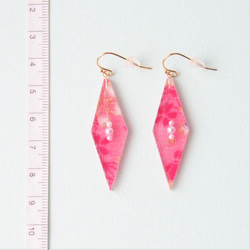 さくらのひし形イヤリング／ピアス｜さくら柄布入りアクリル｜金属アレルギー対応｜桜ハンドメイド2021 4枚目の画像