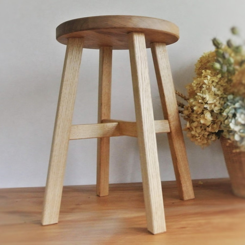受注製作】スツール～栗天然木、交差貫（こうさぬき）～ 椅子